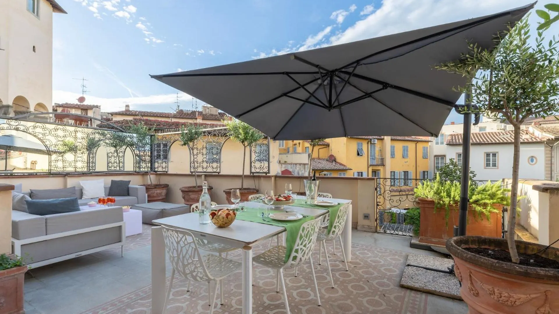 Luxury Apartment With Big Terrace In Firenze