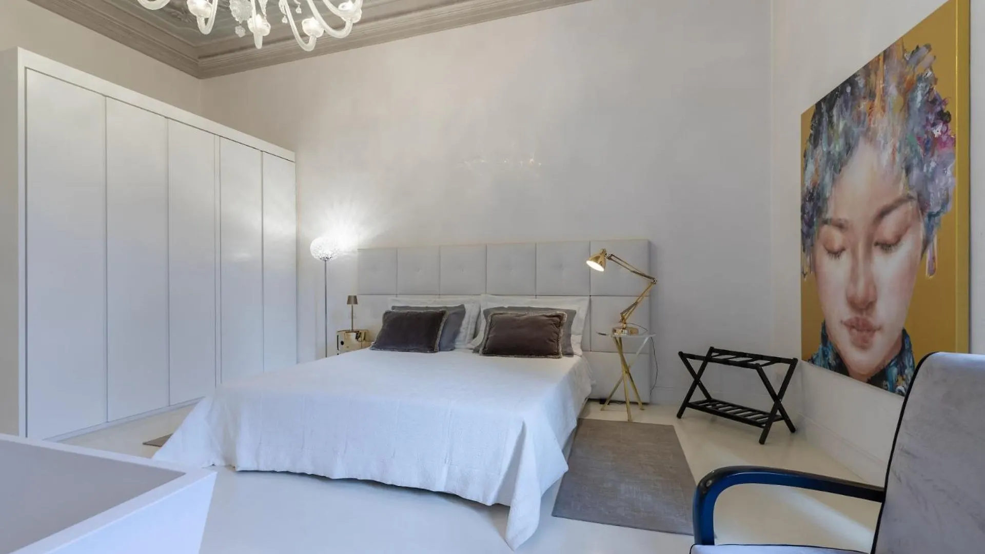 Luxury Apartment With Big Terrace In Firenze Italia