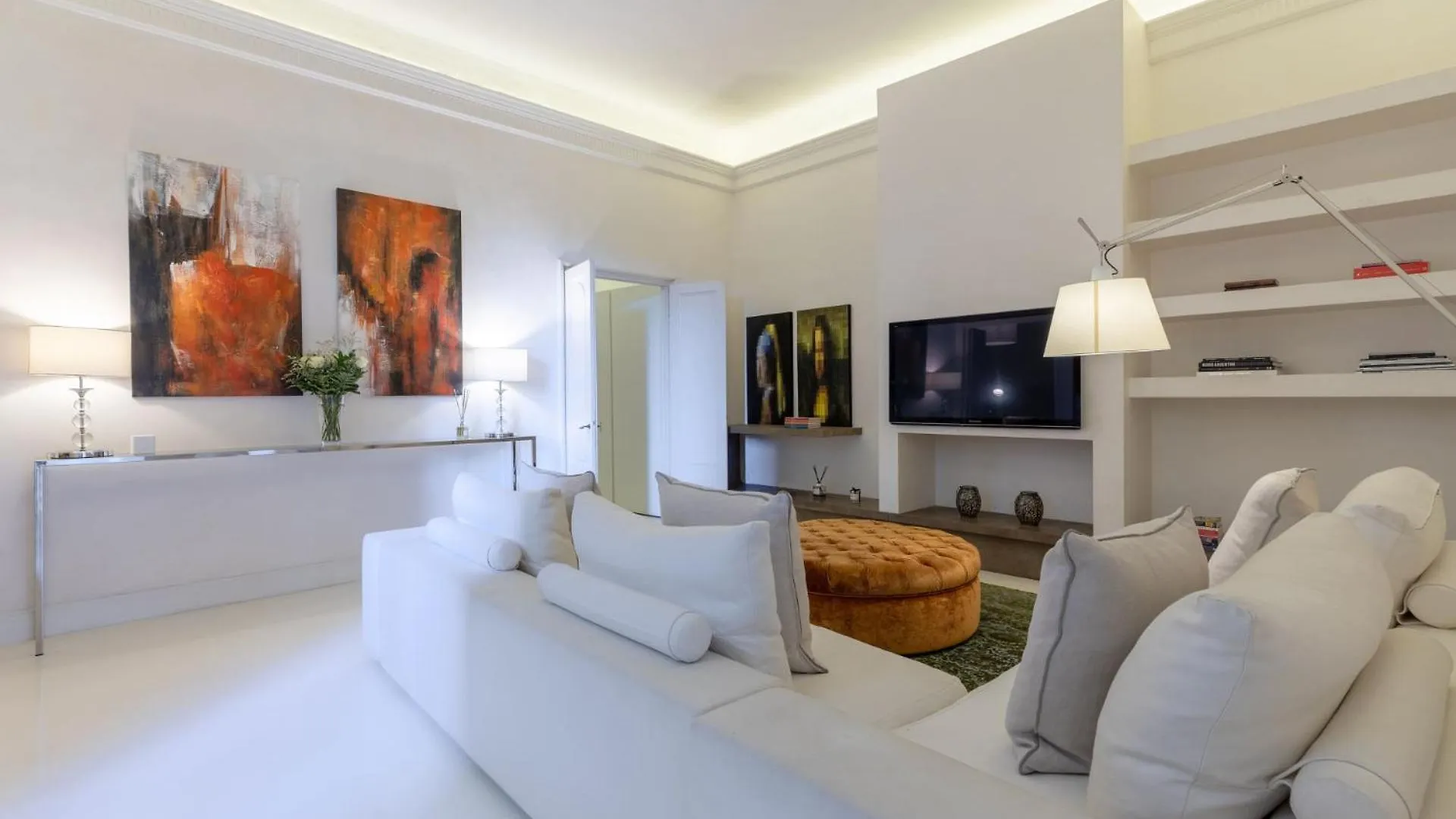 Aparthotel Luxury Apartment With Big Terrace In Florence